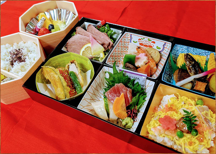 会席弁当